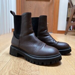 Intentionally _____ (Blank) Brown Leather Boots Women’s 9